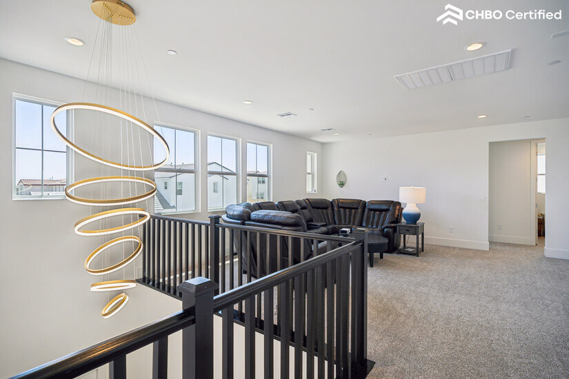 New 4BR Luxury Home with Amenities