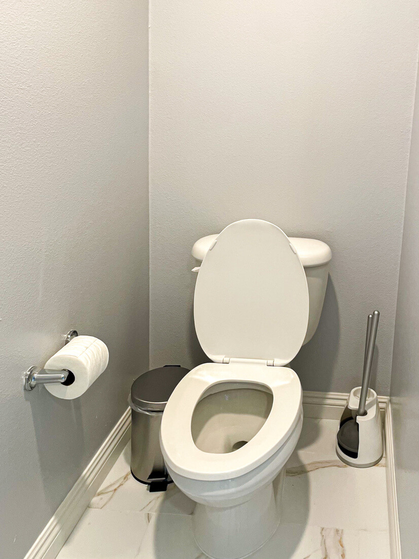 Guests' Bathroom 1.2