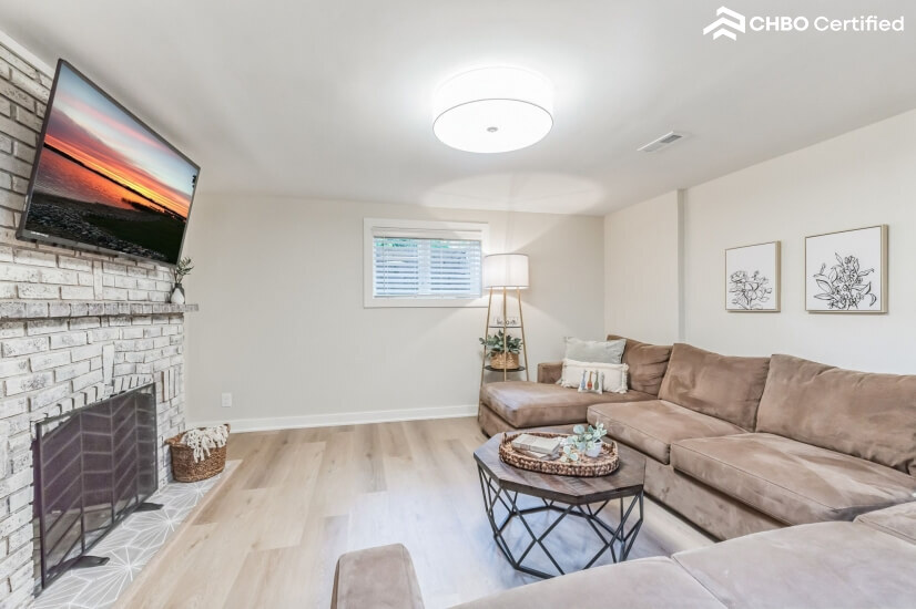 Minnetonka Furnished Garden Apartment