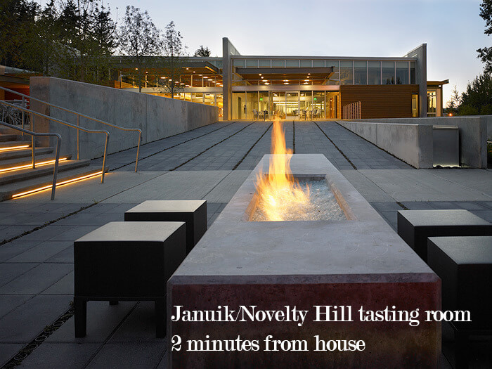 Januik/Novelty Hill, 2 min. drive from house