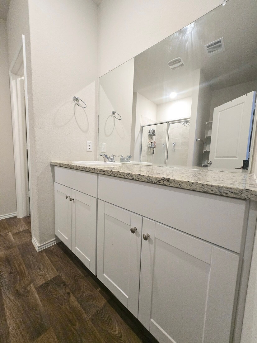 Gruene Private Oasis With Solar