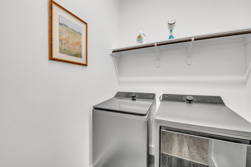 5.5 cu. Washing manchine and 7.7 cu dryer