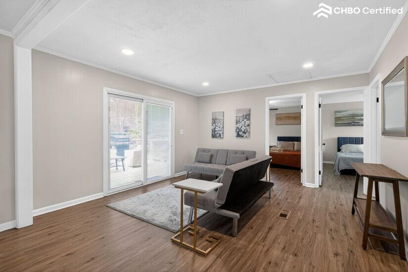 Renovated Quiet Safe Near Everything 