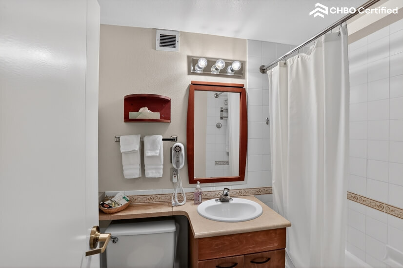 Anchorage Grand Apartments