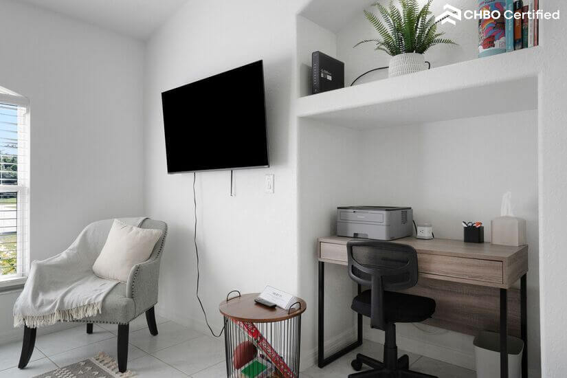 Smart TV and business center