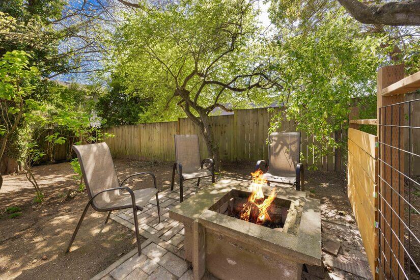 Turnkey 2BR Furnished Home Near UW