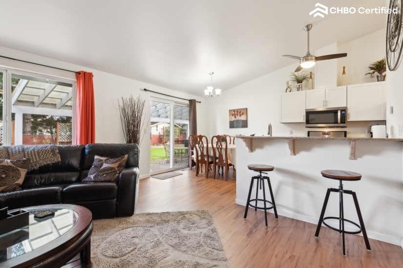 Marysville Furnished 3 Bedroom Duplex