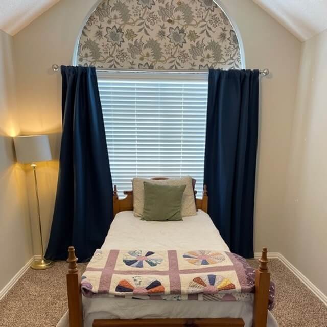 secondary bedroom - twin bed