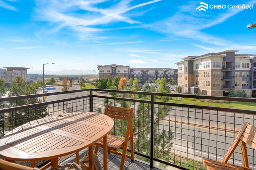 Mountain views from your lovely balcony.