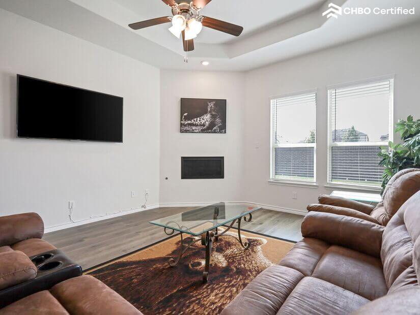 Little Elm 4 Bed Fully Furnished Home