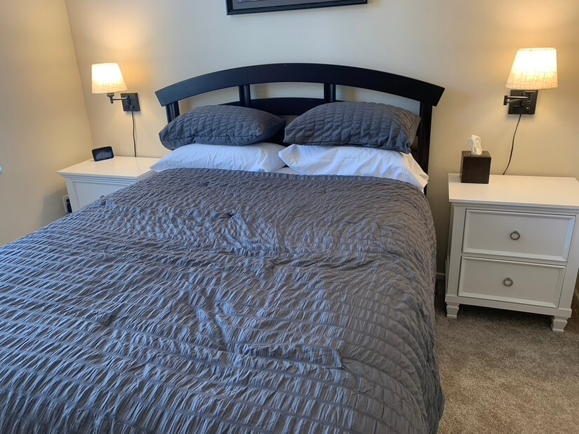 Queen bed and two large nightstands