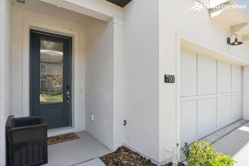AMAZING 4BD 3 and Half Bath Townhouse