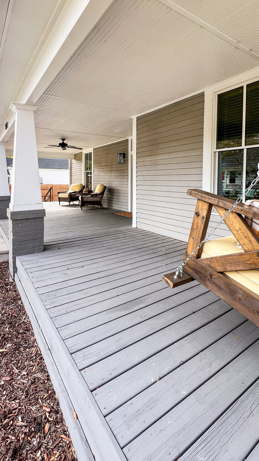 Front Porch with Swing and addional Seating