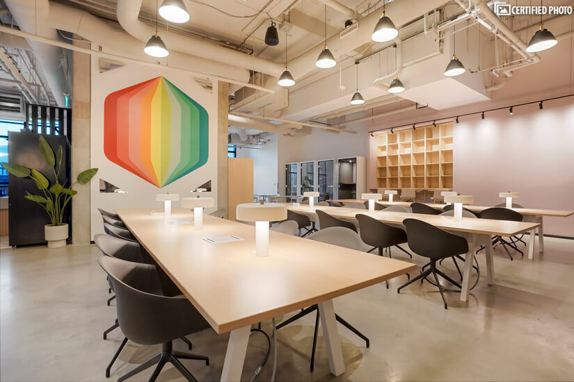 Large area for co-working