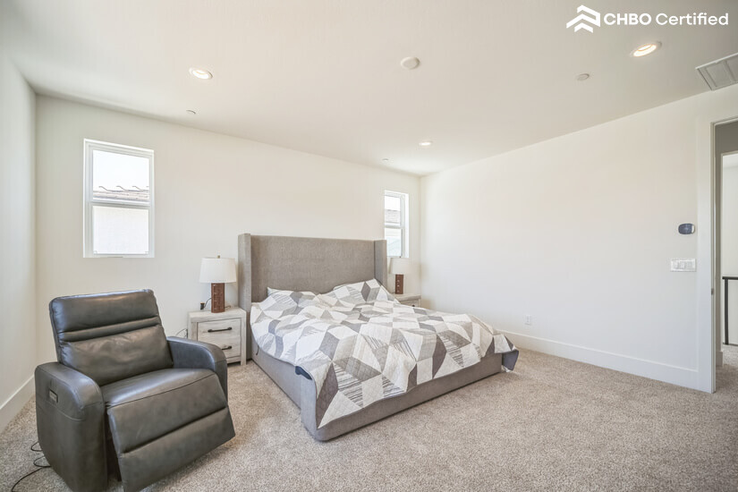 New 4BR Luxury Home with Amenities