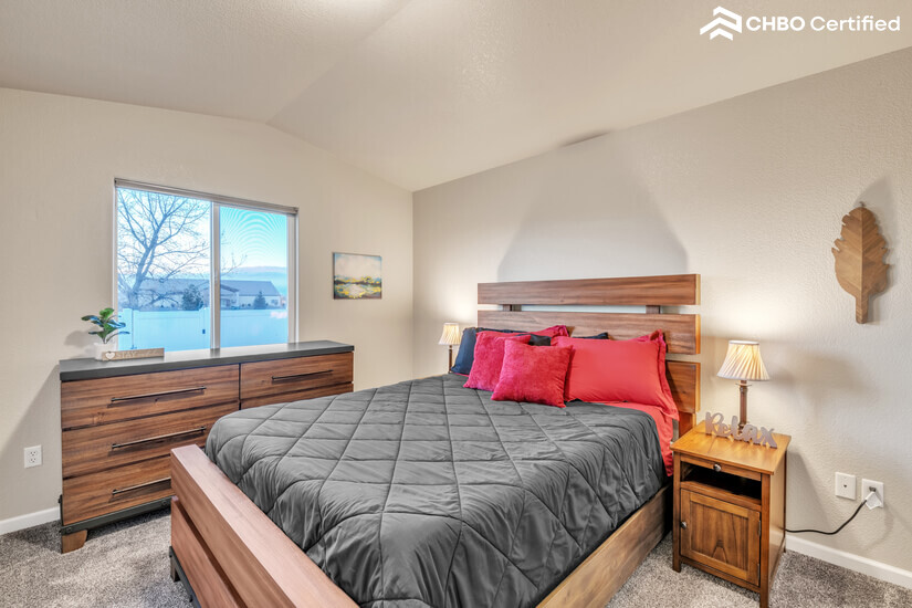 Fully Furnished Cheyenne WY 3bd 2ba 2car