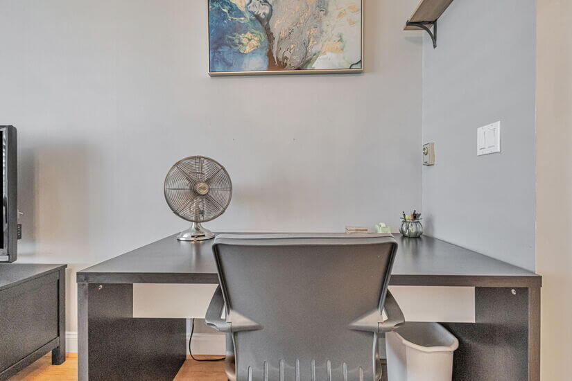 Furnished Jr 1BR Condo Bay Bridge Views 