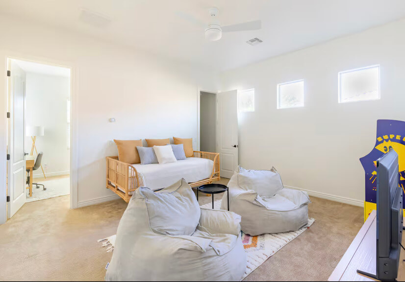 Flex Room #2 (single day bed)