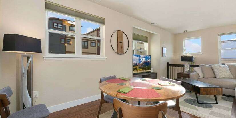 2 Bedroom Townhouse Willow Street Lofts