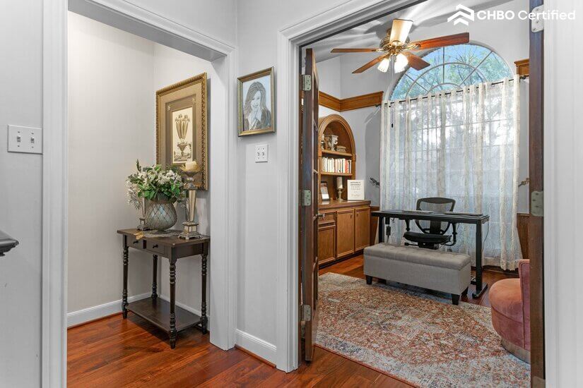 Executive Rental Home with Pool 