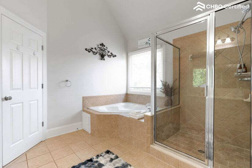 Home Near Downtown Duluth