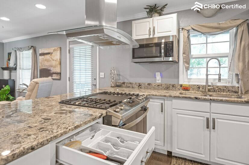 Cozy Modernized Home Near ATL Airport