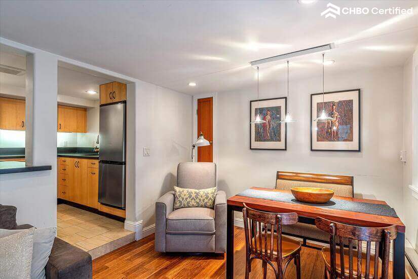 Single Family Home in North Beach