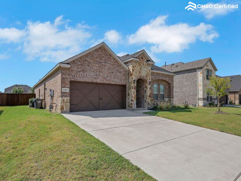 Little Elm 4 Bed Fully Furnished Home