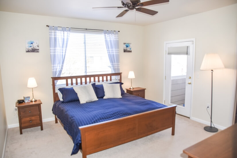 Master Bedroom (King Bed)