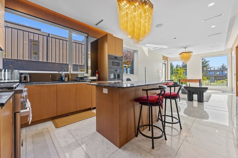 MA2 Seasonal Luxury Smart House Rental