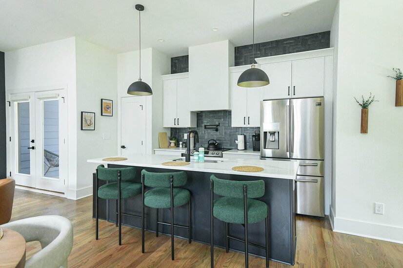 Fully Furnished 3 Bedroom Townhome