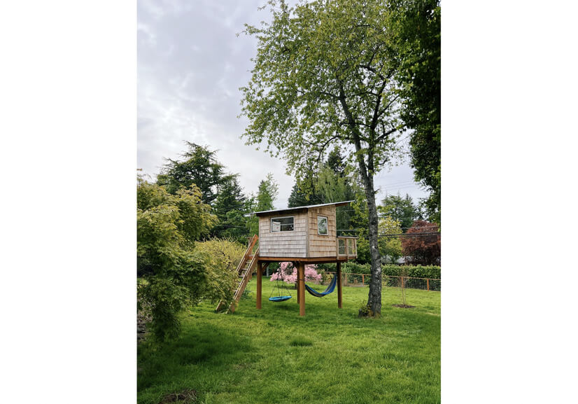 Custom Treehouse in side yard