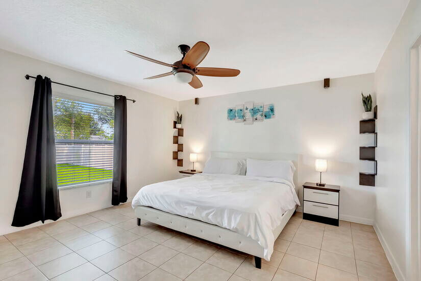 Entire House King Suite