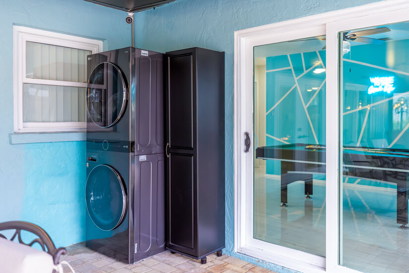 Blue Oasis Pool 4BD3BA GameRoom Minigolf