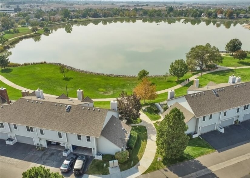 Furnished 4 Bdrm 3 Bath Townhome