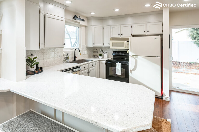 Fully Furnished Corporate Rental UT