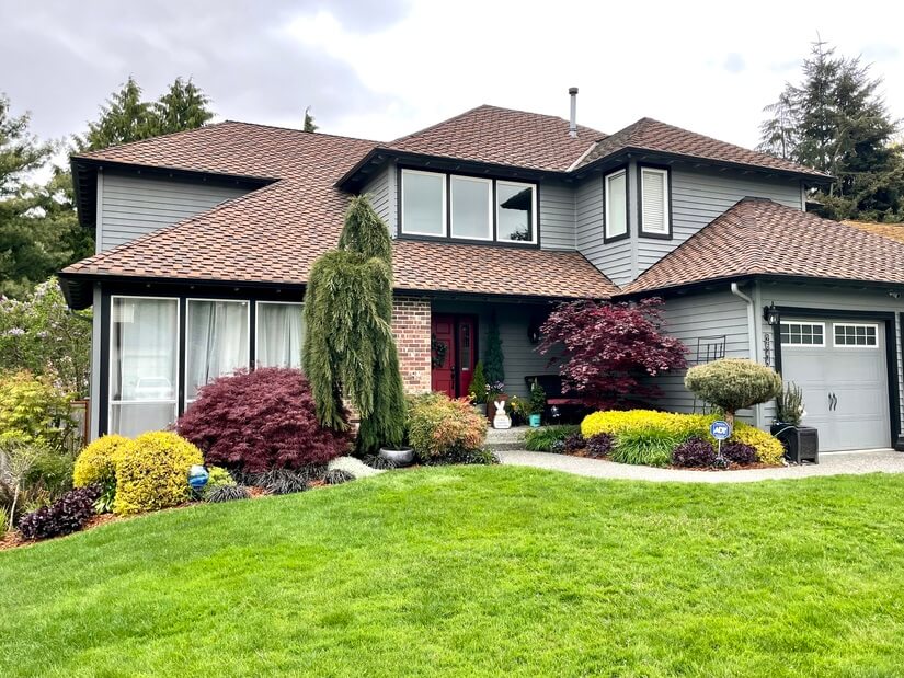 Beautiful home - in quiet cul-de-sac