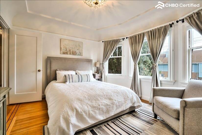 bedroom 2 with queen bed