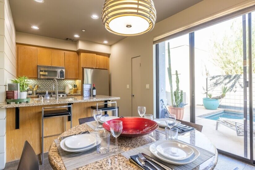 Stylish Gated TH Private Heated Pool