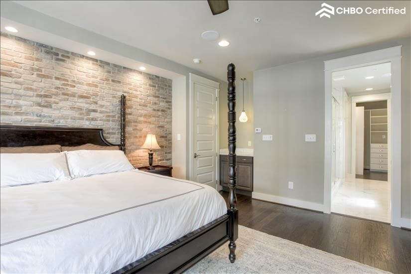 King size bed in master bedroom
