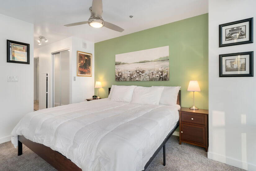 1 Bedroom Condo 33rd Floor at Spire