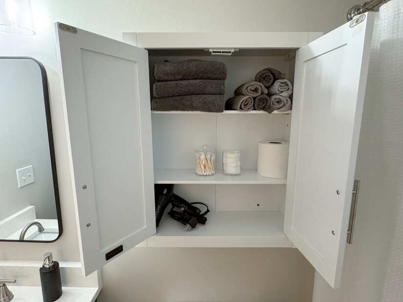 Modern King Size Apt, Central Location