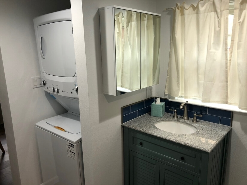 Bathroom sink, washer/dryer