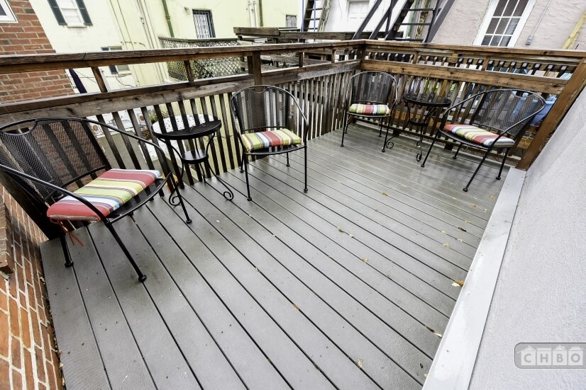 Third floor roof deck