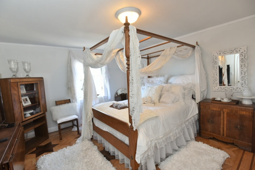 Cottage Casita Bedroom