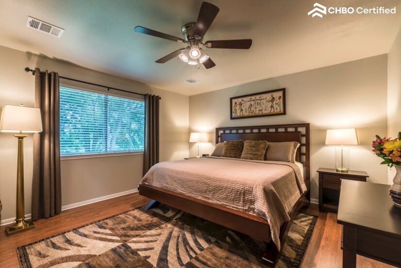 Master Bedroom / King