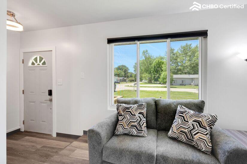 Furnished Pet Friendly Home