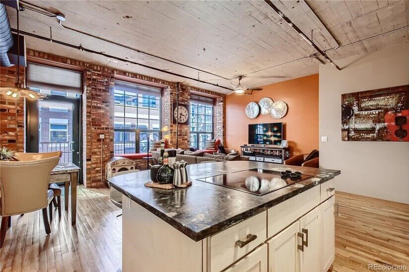 1 Bedroom Condo at Icehouse