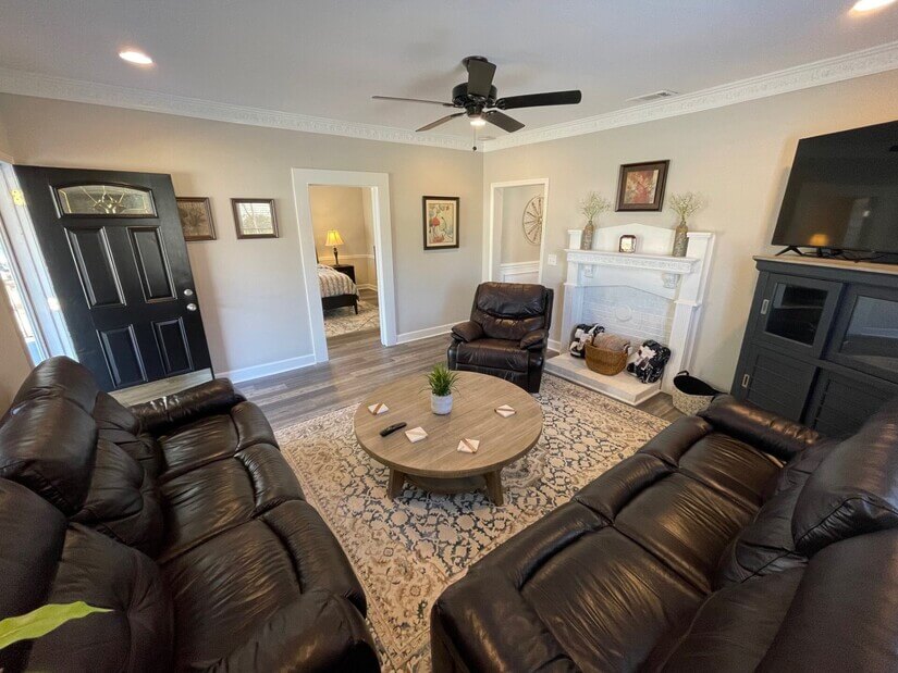 Fully Remodeled and Furnished Bungalow