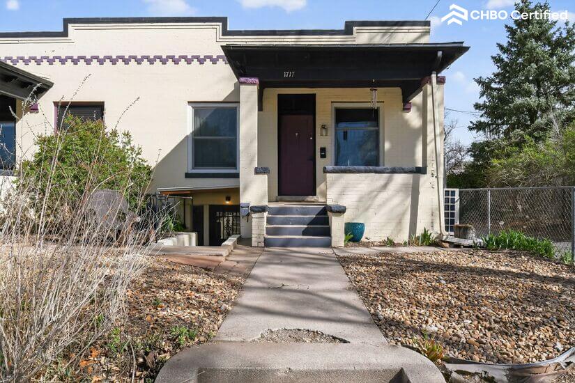 Entrance from sidewalk